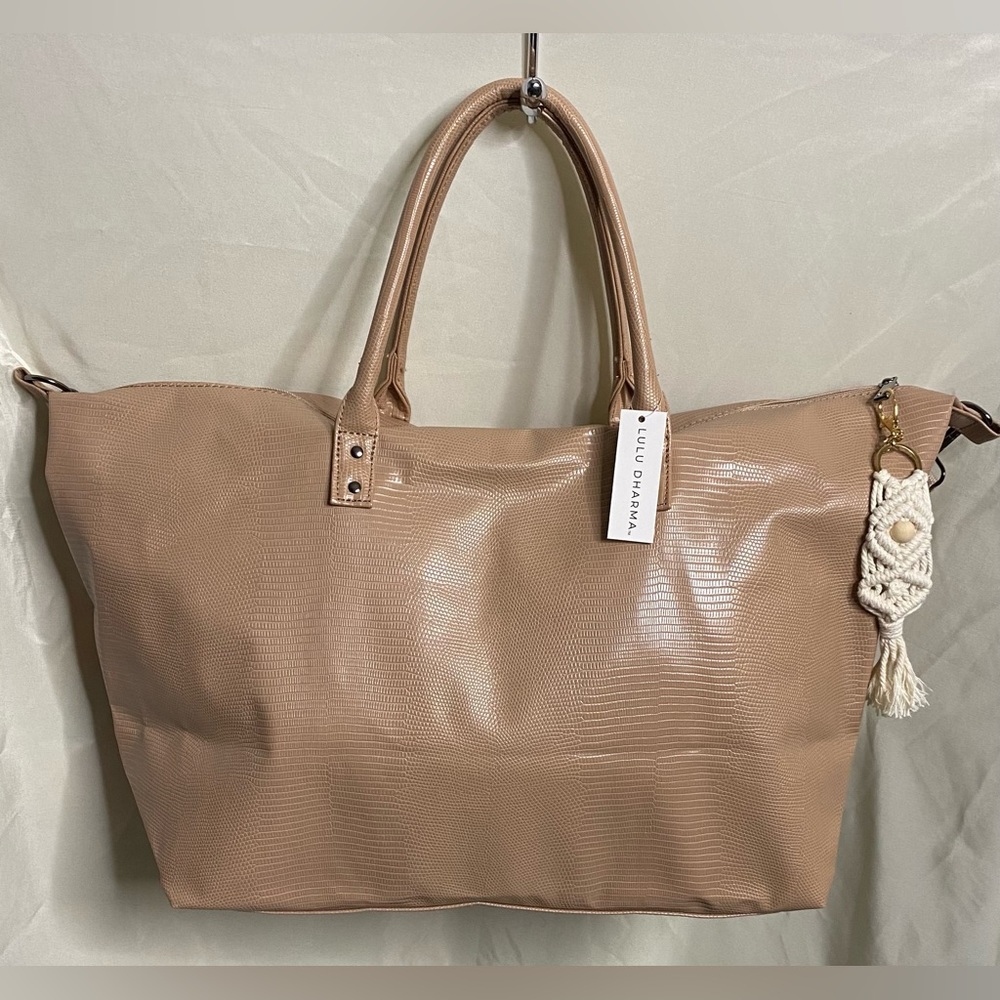New Lulu Dharma shell lizard weekender bag